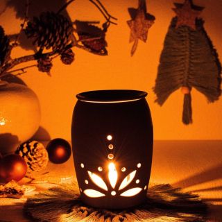 🕯️ Dušičky – Den vzpomínek 🕯️ Dnes si připomínáme naše milované, kteří již nejsou mezi námi. V tento den zapalujeme...